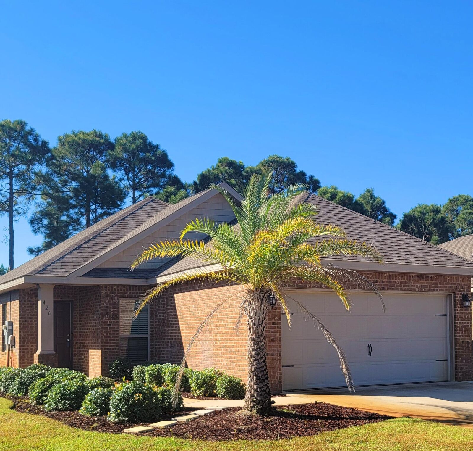 Property Photo: 426 Pin Oak Loop FL 32459