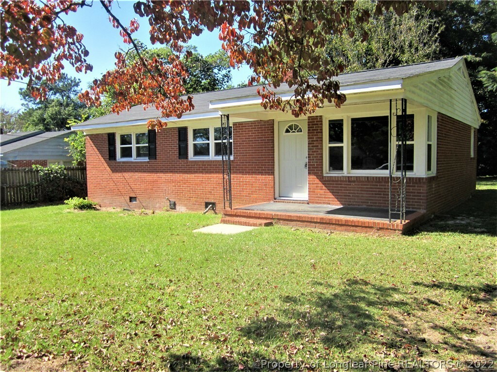 Property Photo: 5124 Ponderosa Drive NC 28304