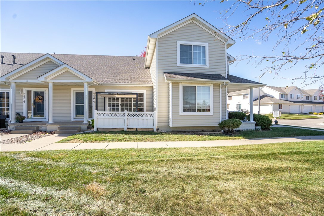 Property Photo:  2424 NW Heritage Avenue  IA 50023 