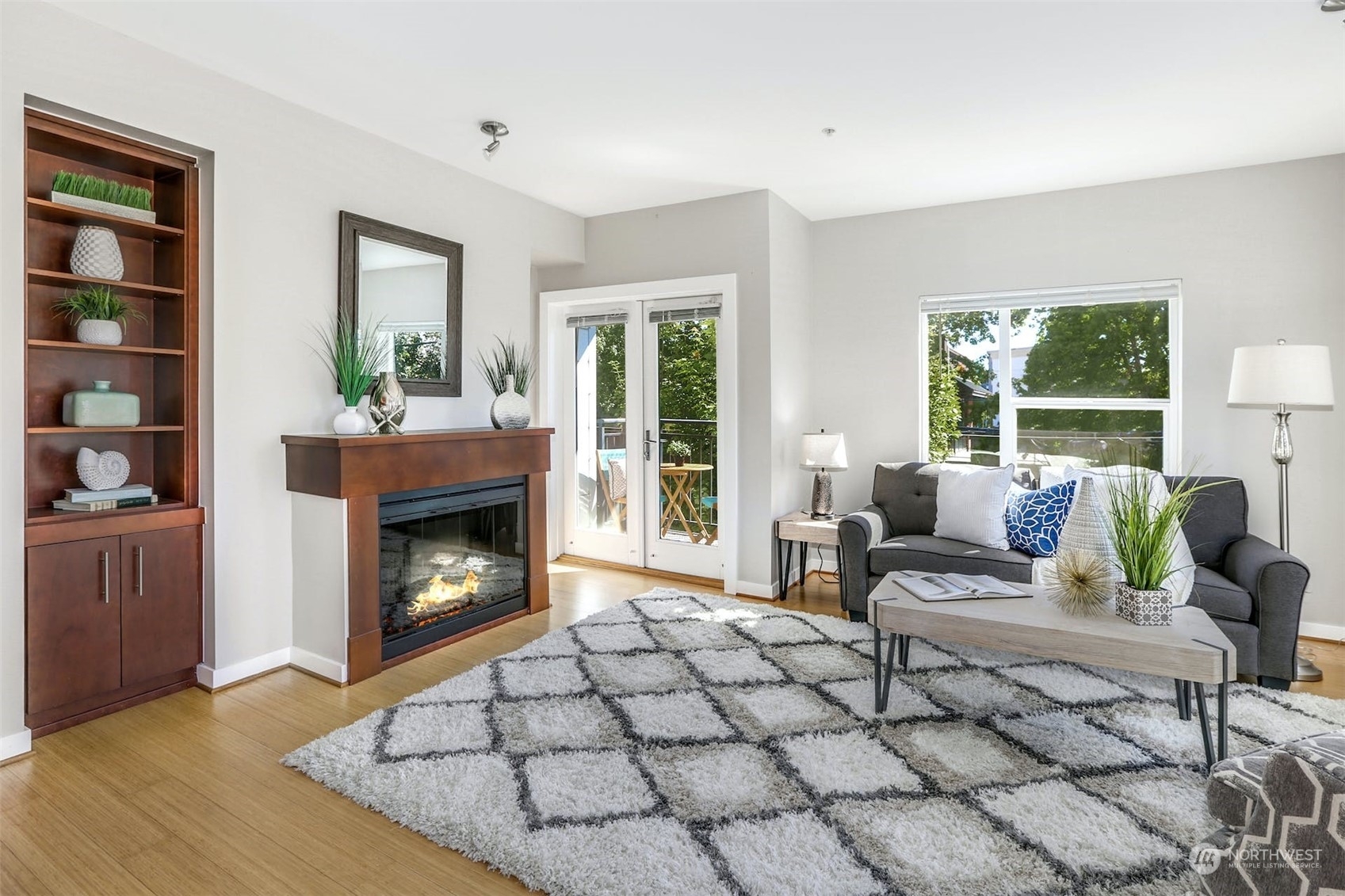 Property Photo: 1026 NE 65th Street 208 WA 98115
