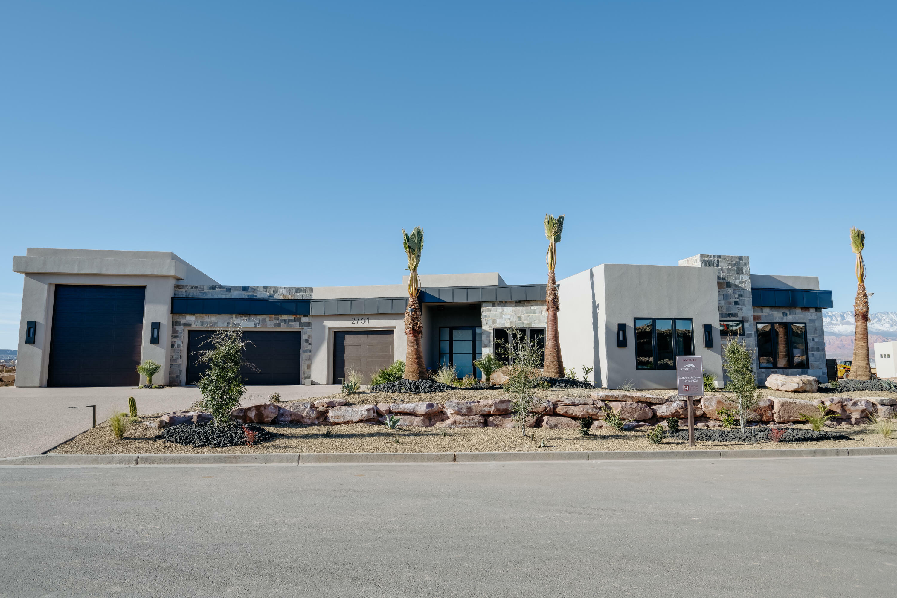 Property Photo: 2761 E Granite Way UT 84790
