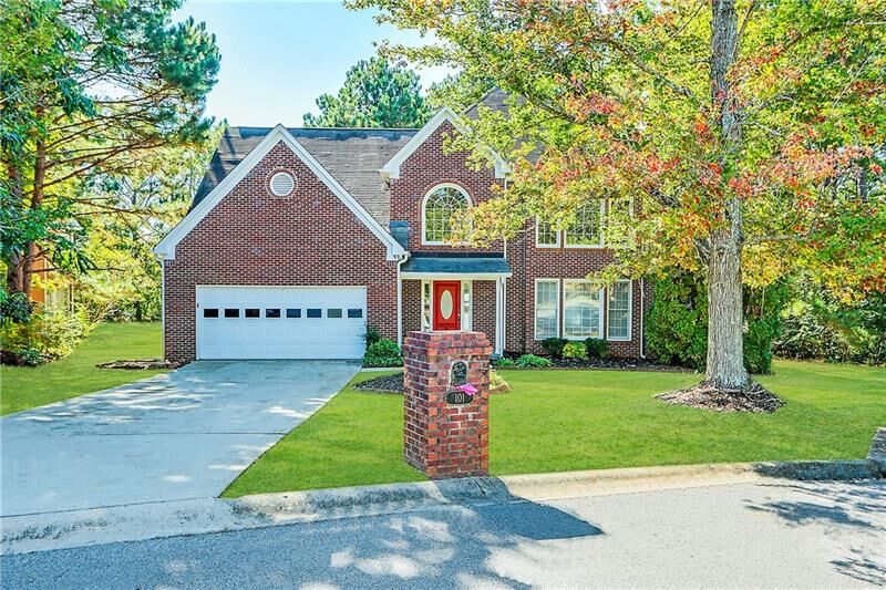 Property Photo: 101 Brandon Court GA 30253