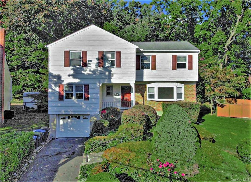 Property Photo: 22 Chatham Place NY 10605