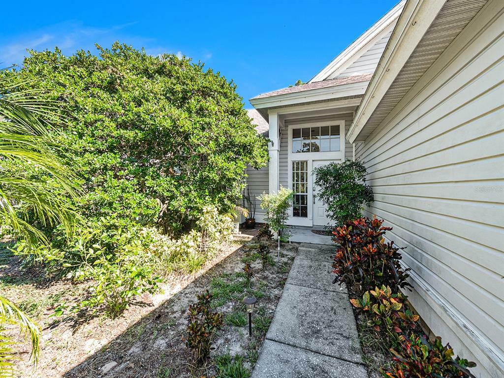 Property Photo: 4189 Seton Circle FL 34683