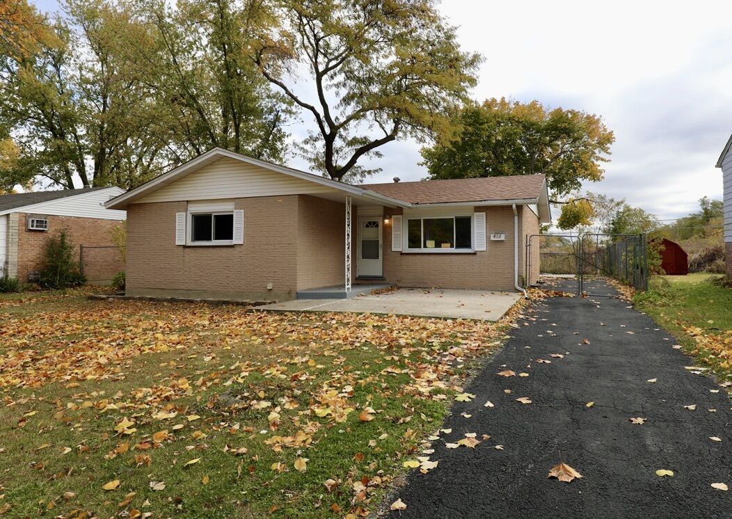Property Photo:  813 Union Drive  IL 60484 