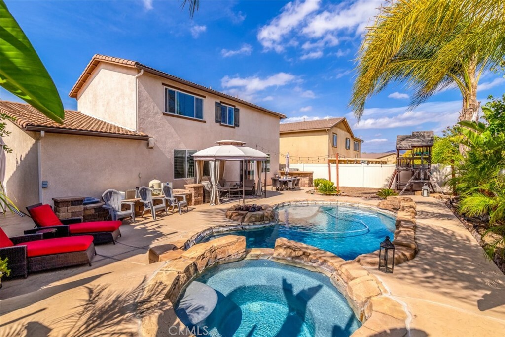 Property Photo: 31571 Maka Circle CA 92596