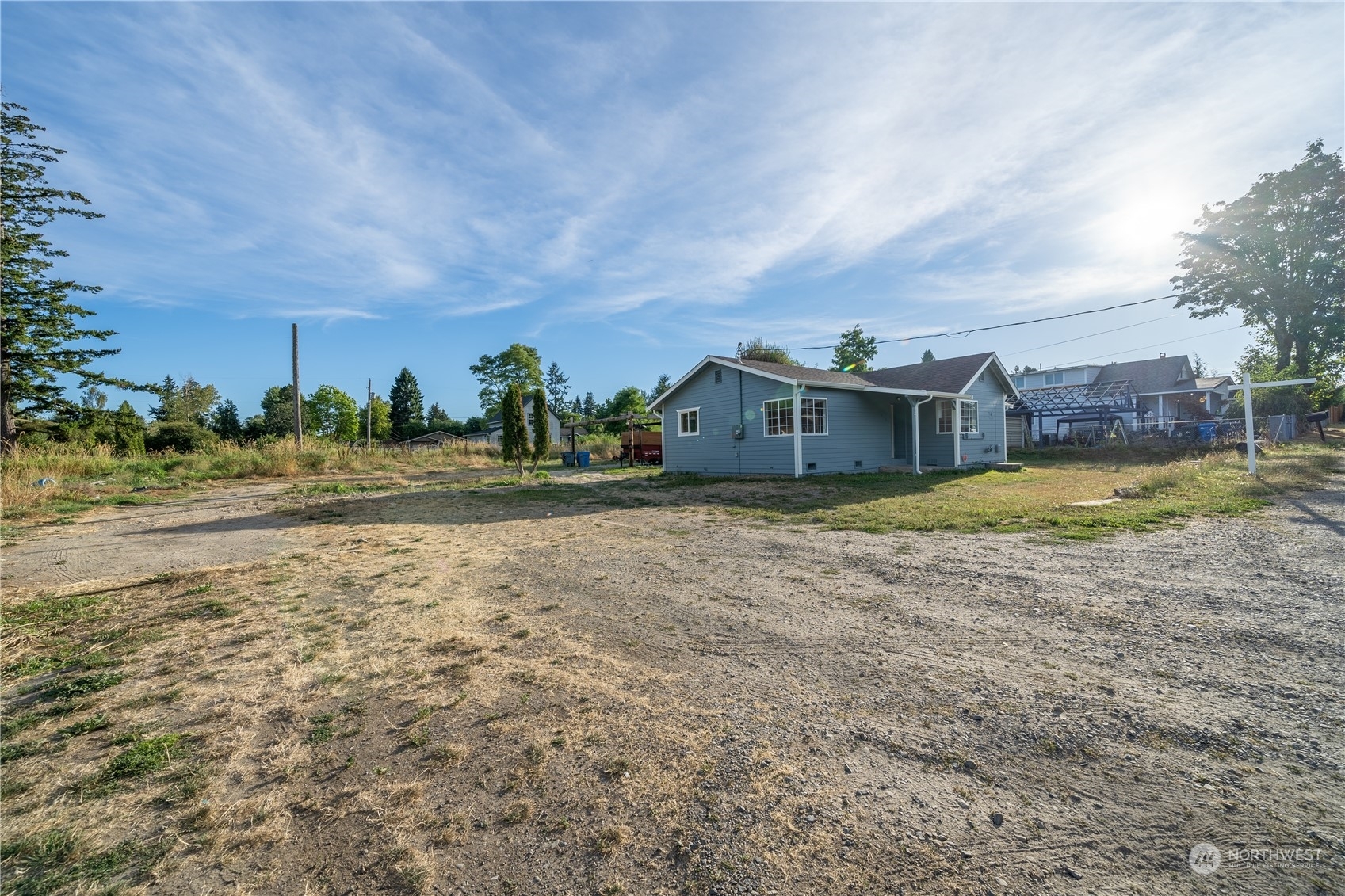 Property Photo:  4102 King Street E  WA 98446 