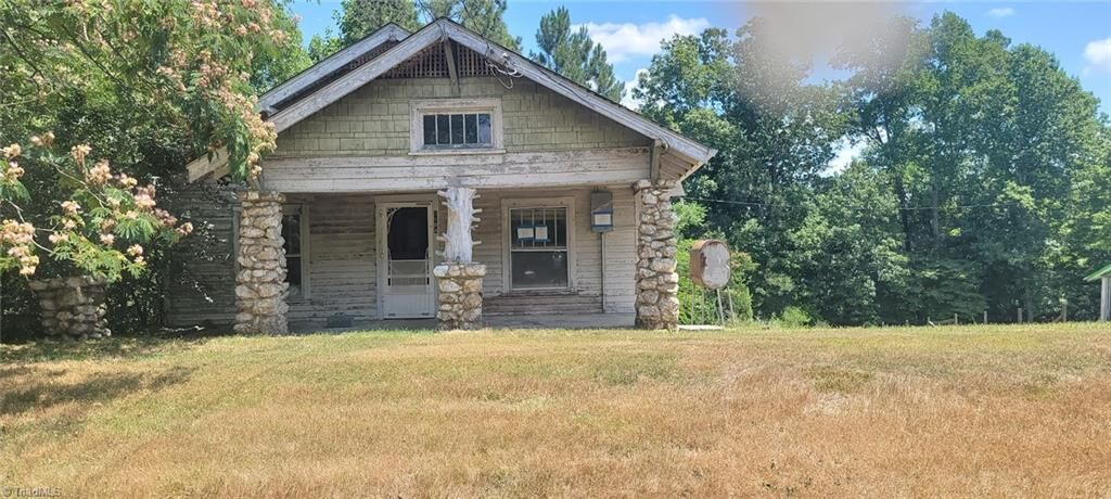 Property Photo:  1184 Pleasant Cross Road  NC 27248 