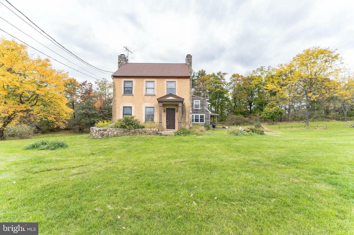 Property Photo:  2100 Starr Road  PA 18951 