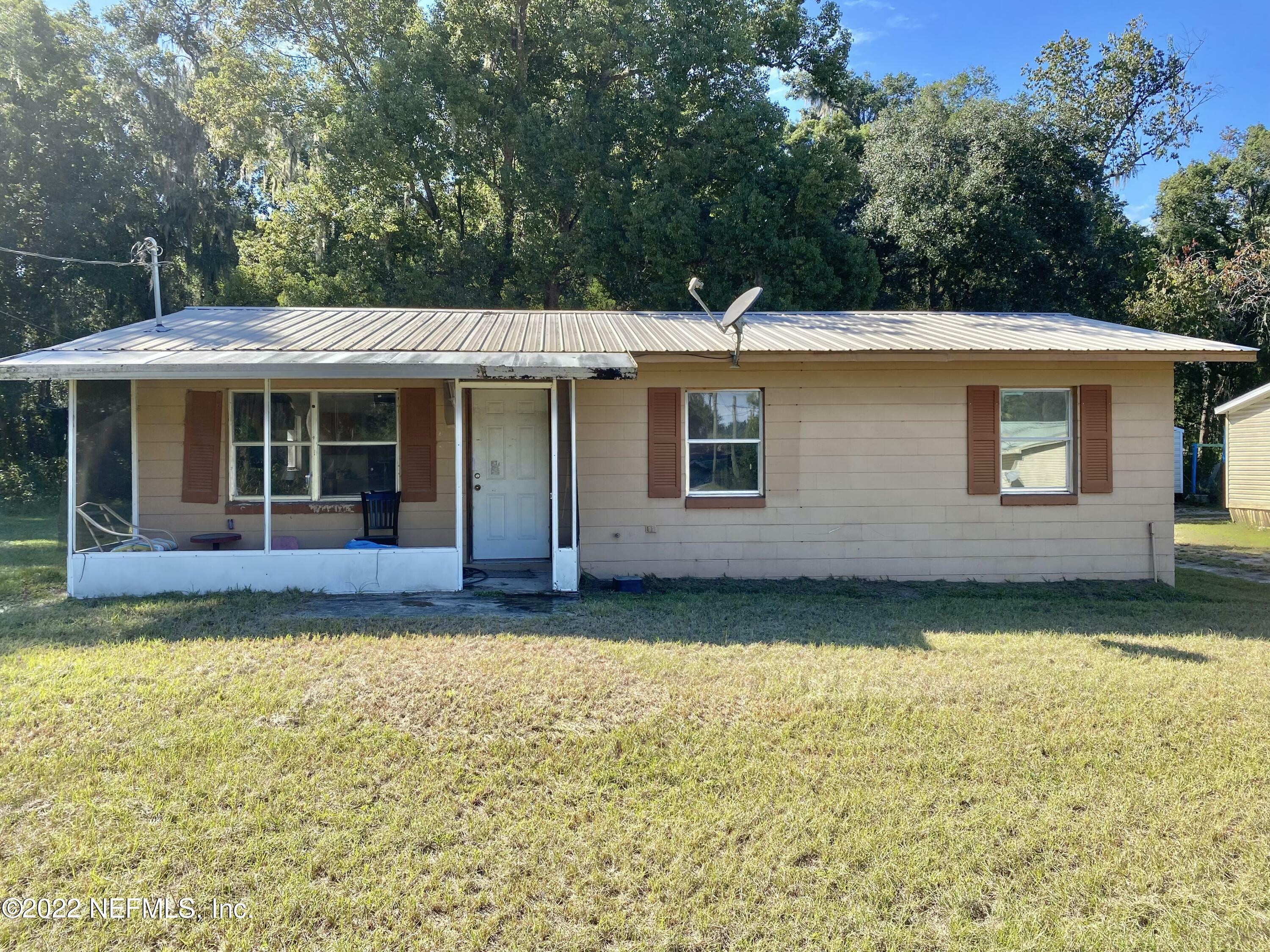 Property Photo: 215 11th Avenue FL 32193