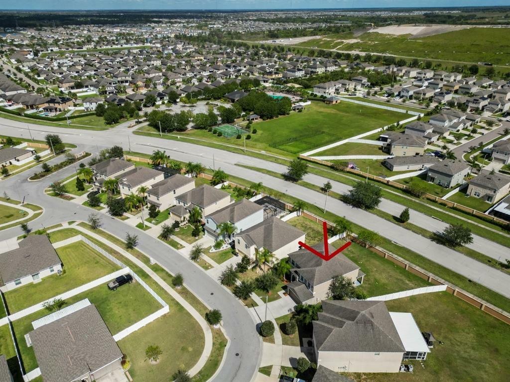 Property Photo: 10561 Standing Stone Drive FL 33598