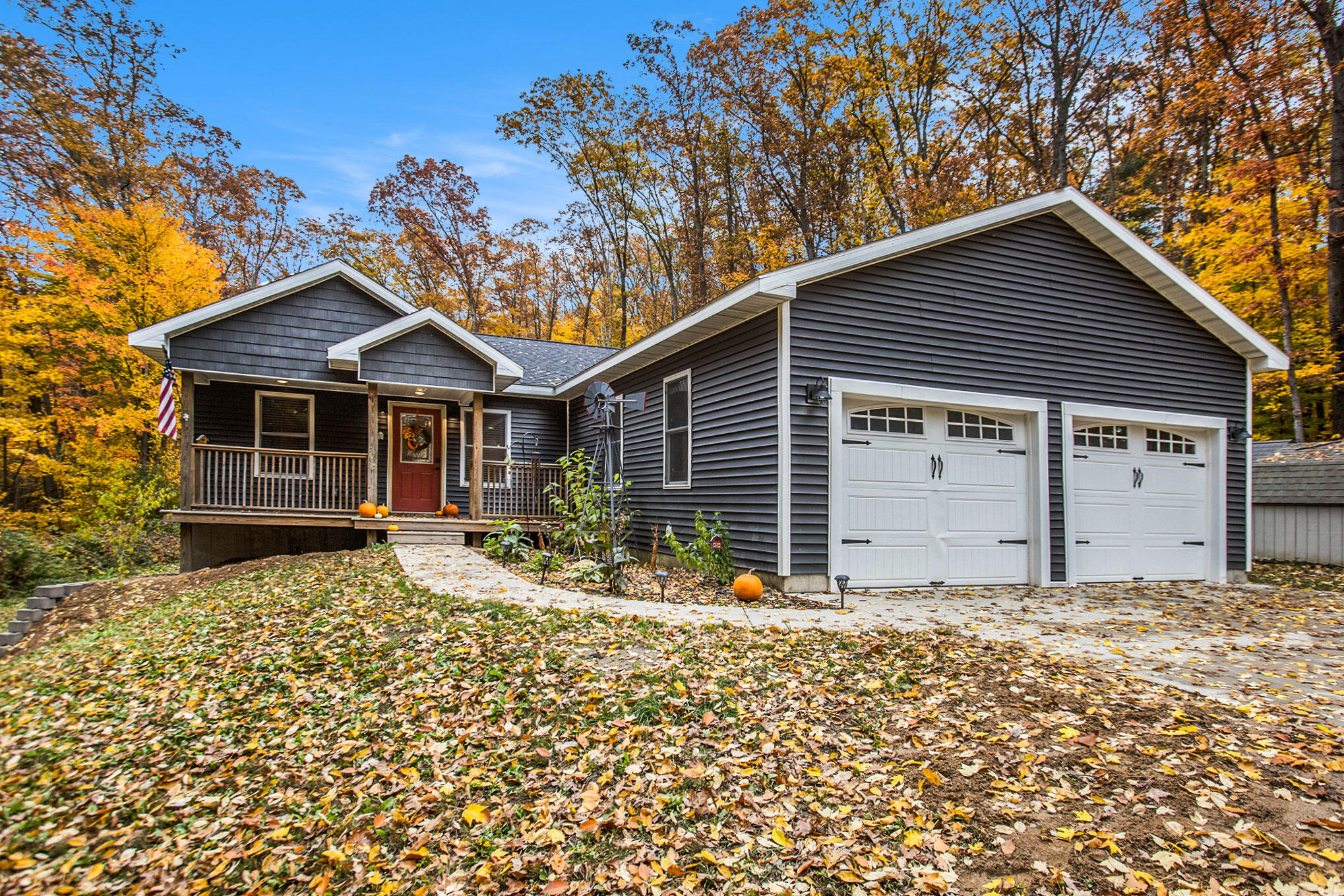 Property Photo:  11496 S Cottonwood Avenue  MI 49343 