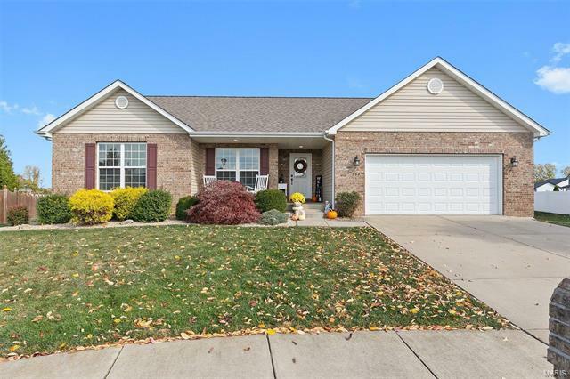 Property Photo: 704 Santa Anna Court IL 62221