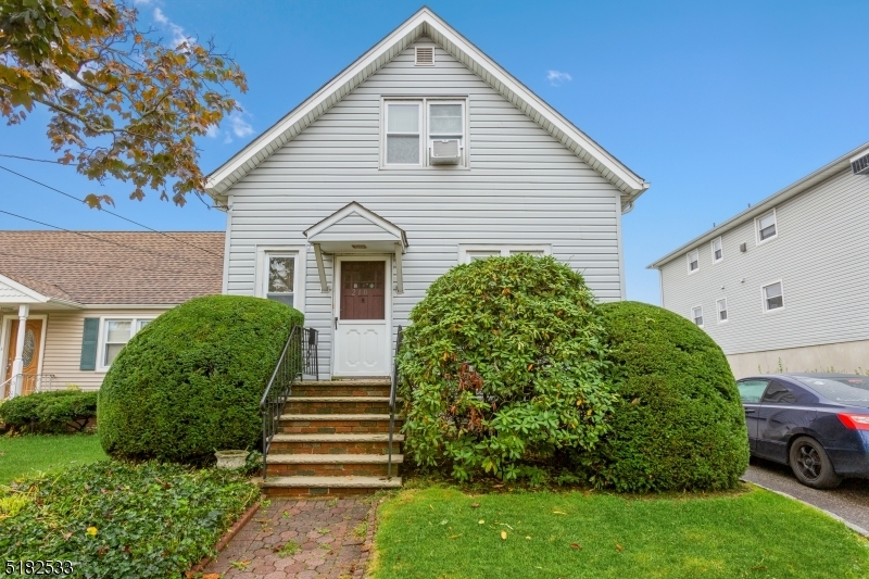 Property Photo:  210 Jefferson Ave  NJ 07036 