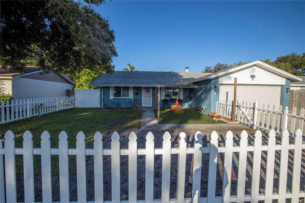 Property Photo:  12392 Cumberland Drive  FL 33773 