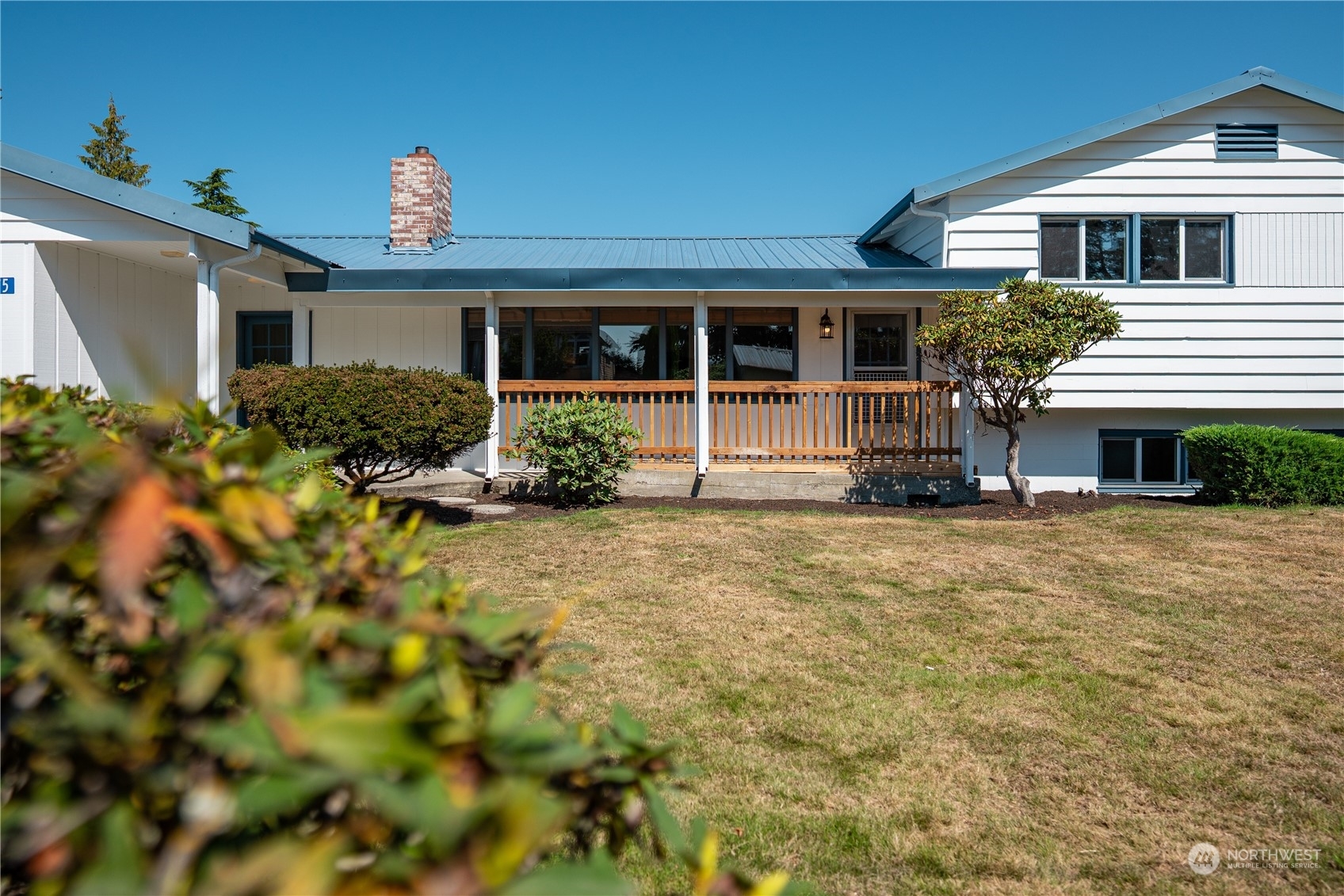 Property Photo:  21275 Lafayette Road  WA 98284 