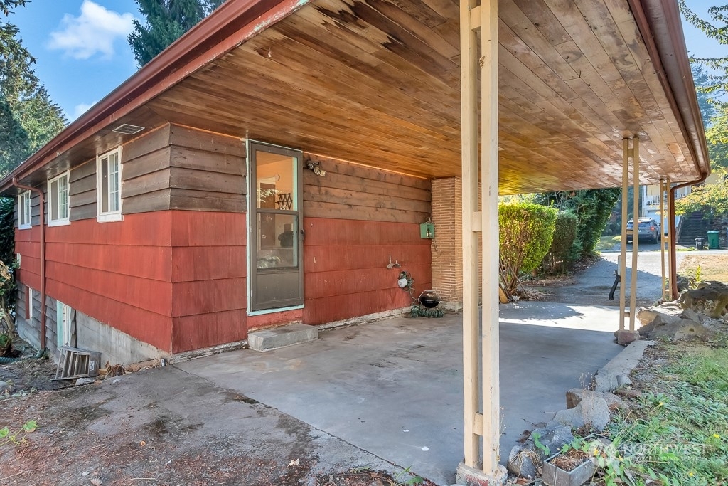 Property Photo:  4510 S Alaska Street  WA 98118 