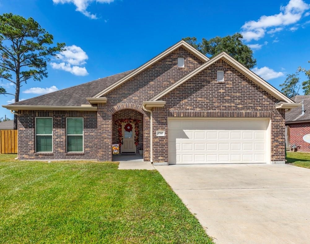 Property Photo:  6740 Reese  TX 77708 