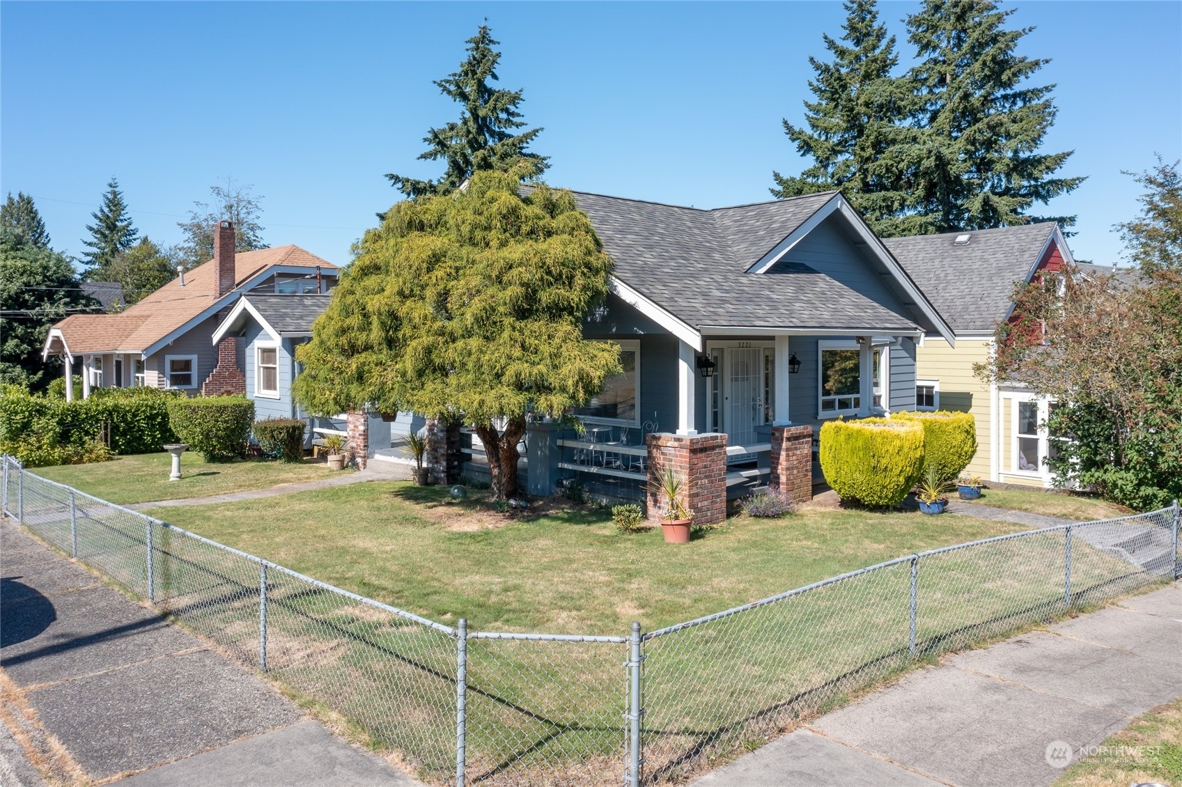 Property Photo:  3221 N 7th Street  WA 98406 