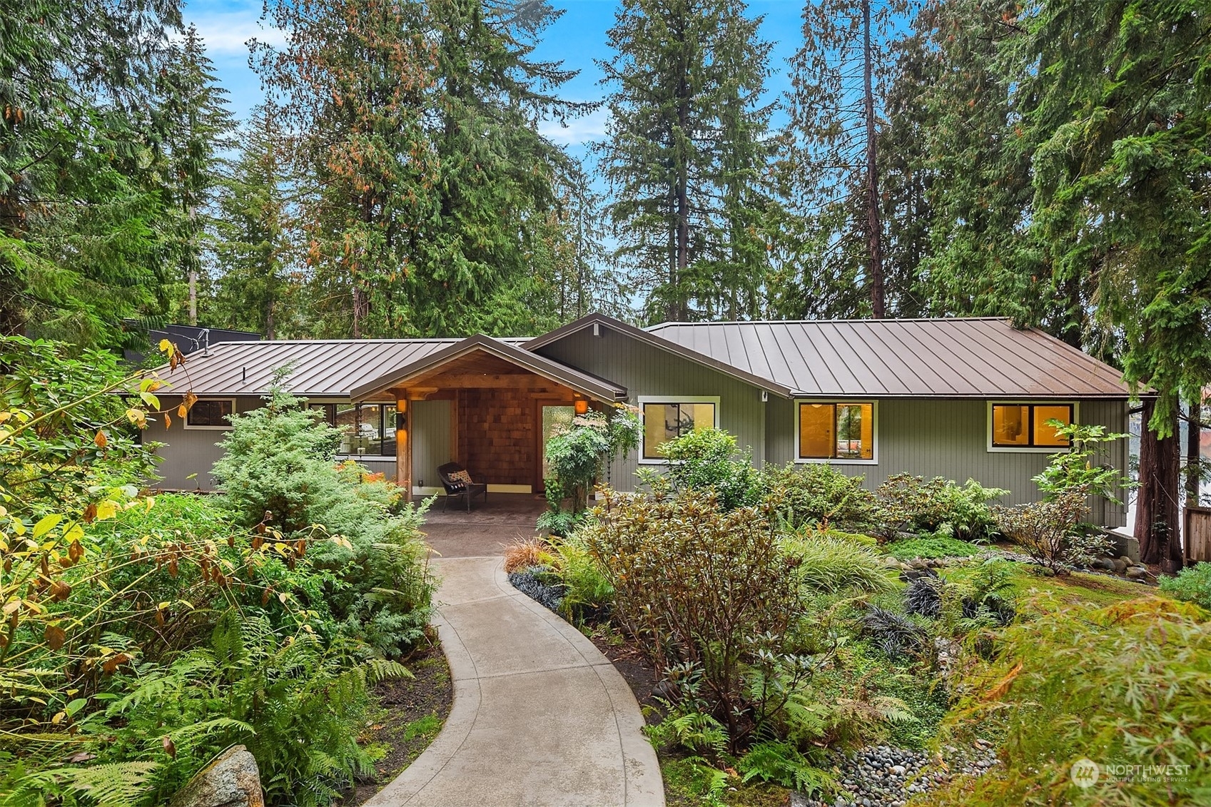 Property Photo:  3205 E Ames Lake Drive NE  WA 98053 