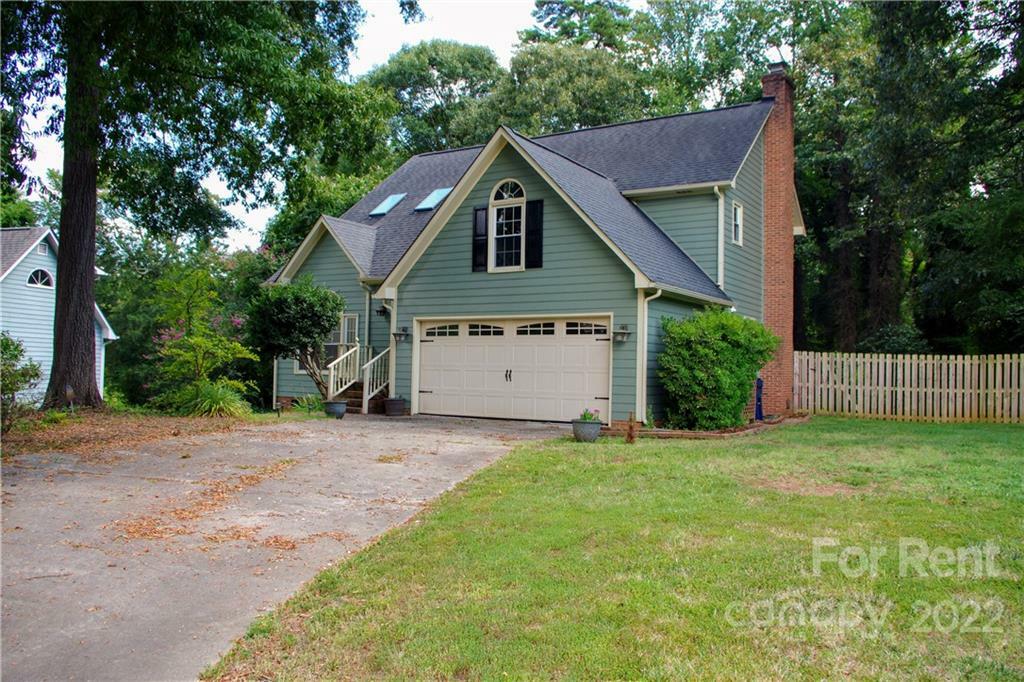 Property Photo:  20700 Willow Pond Road  NC 28031 