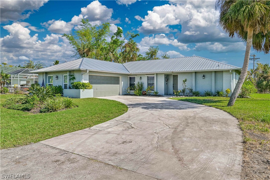 Property Photo:  2248 Westwood Road  FL 33917 