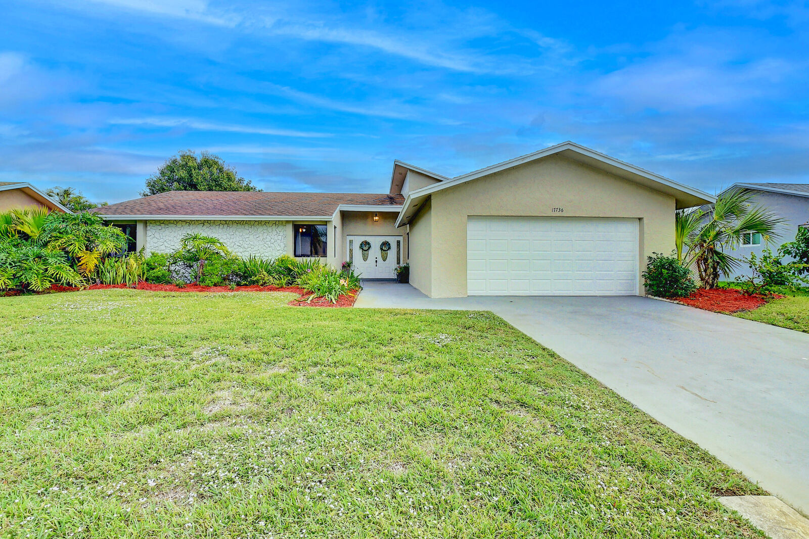 Property Photo: 17736 Crooked Oak Avenue FL 33487