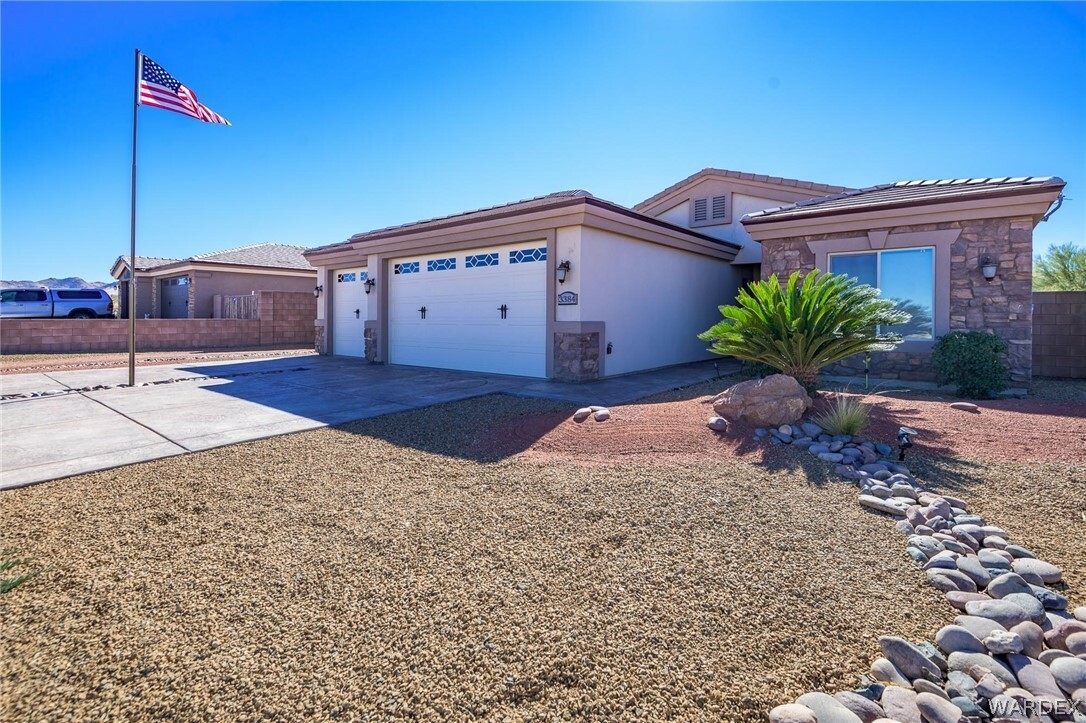 Property Photo:  3384 Whitehead Avenue  AZ 86401 