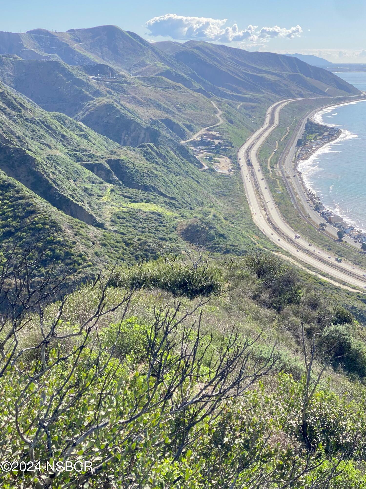 Property Photo: 3945 Ca-1 CA 93001