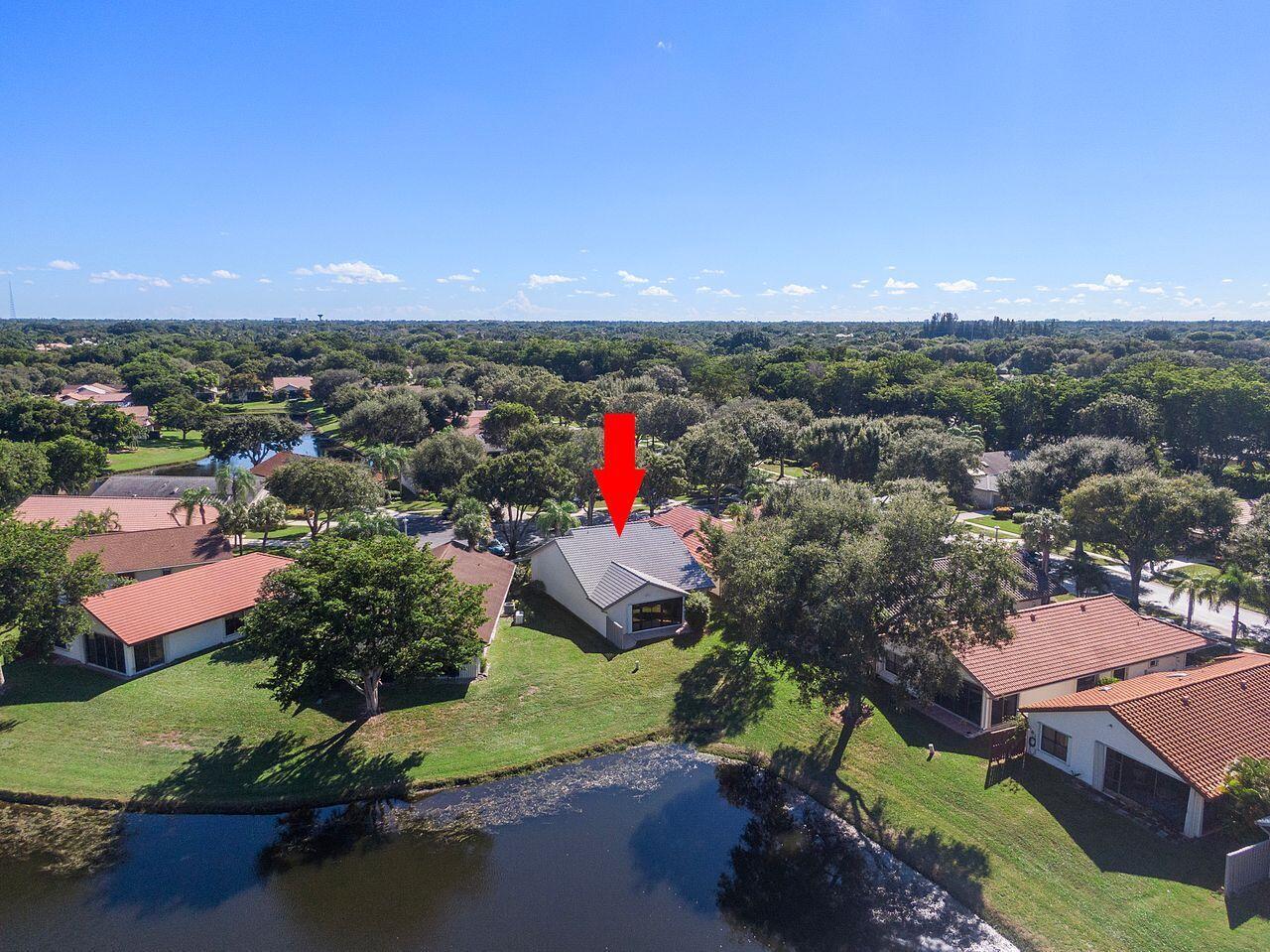 Property Photo: 10675 Skyflower Way FL 33436