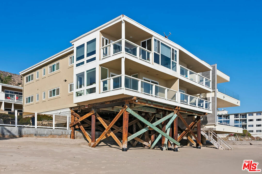 Property Photo: 22626 Pacific Coast Hwy 4 CA 90265