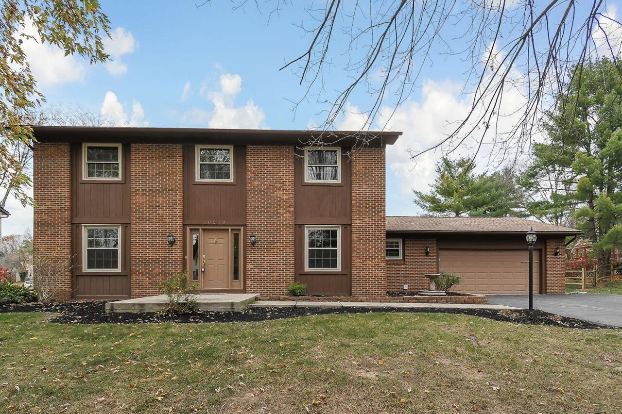 Property Photo: 10210 Wellington Drive OH 43147