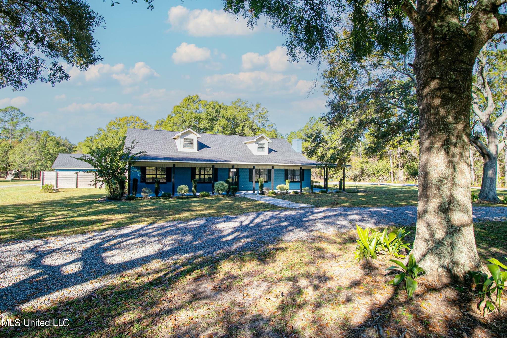 Property Photo:  19301 Highway 613 (Hurley)  MS 39562 