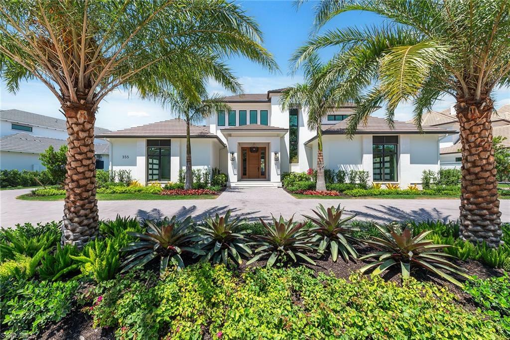 355 Colony Dr  Naples FL 34108 photo