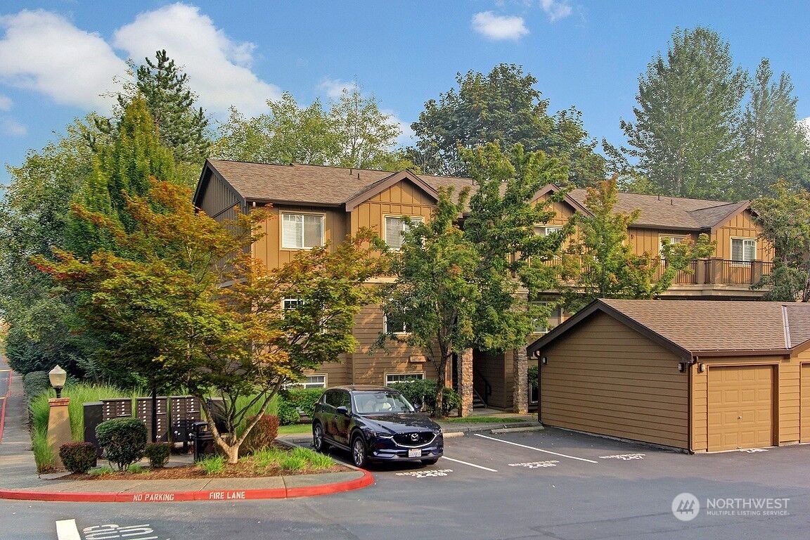 Property Photo: 18930 Bothell Everett Highway V102 WA 98012