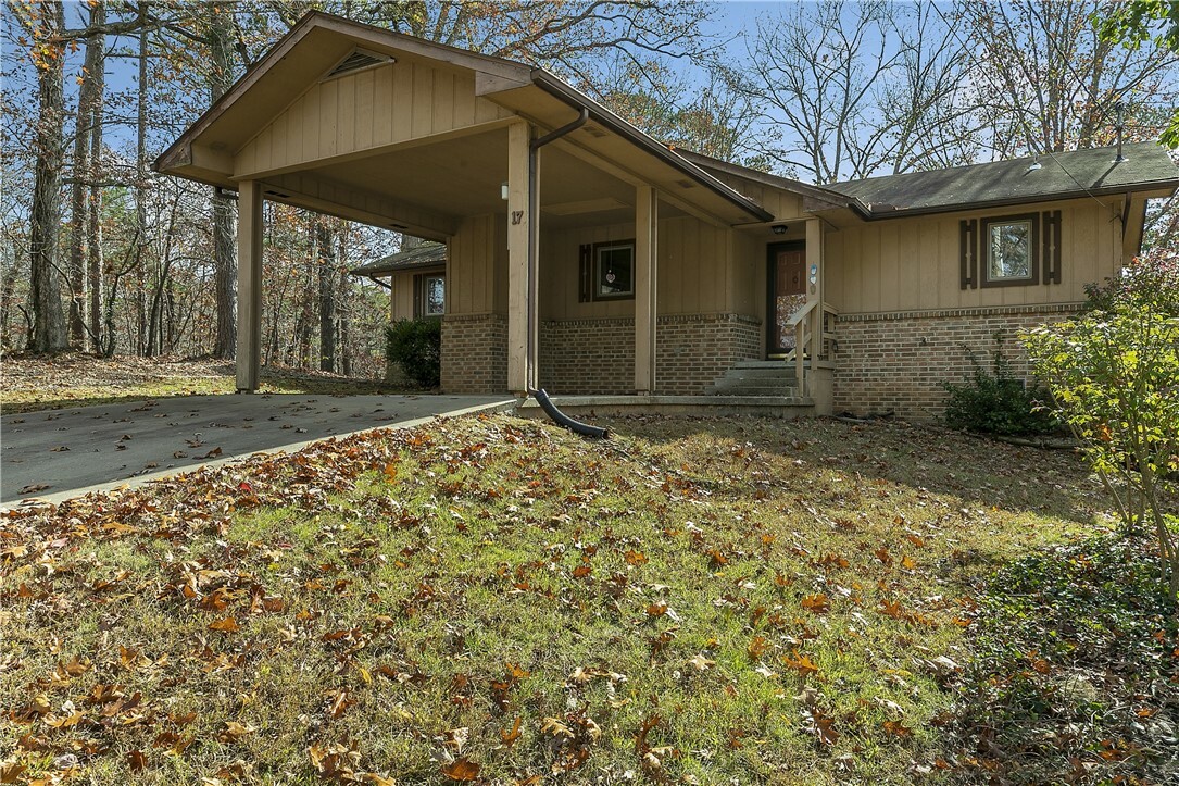 Property Photo:  17 Gamlingay Lane  AR 72714 