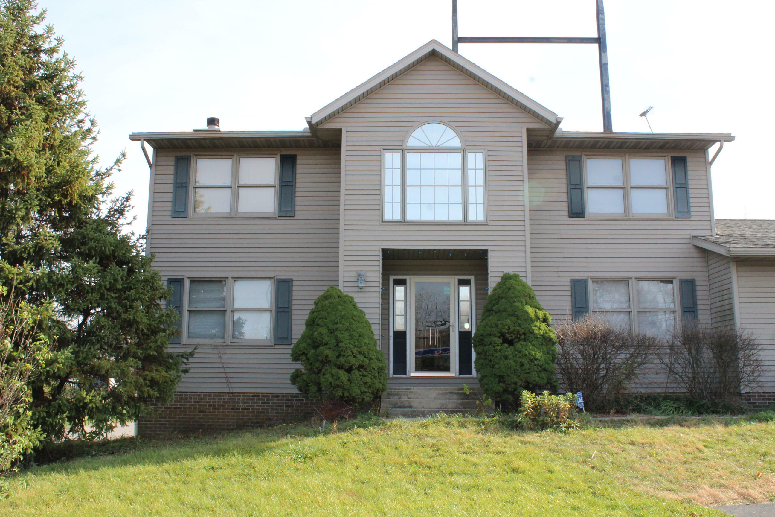 Property Photo:  2500 Springfield Jamestown Road  OH 45502 