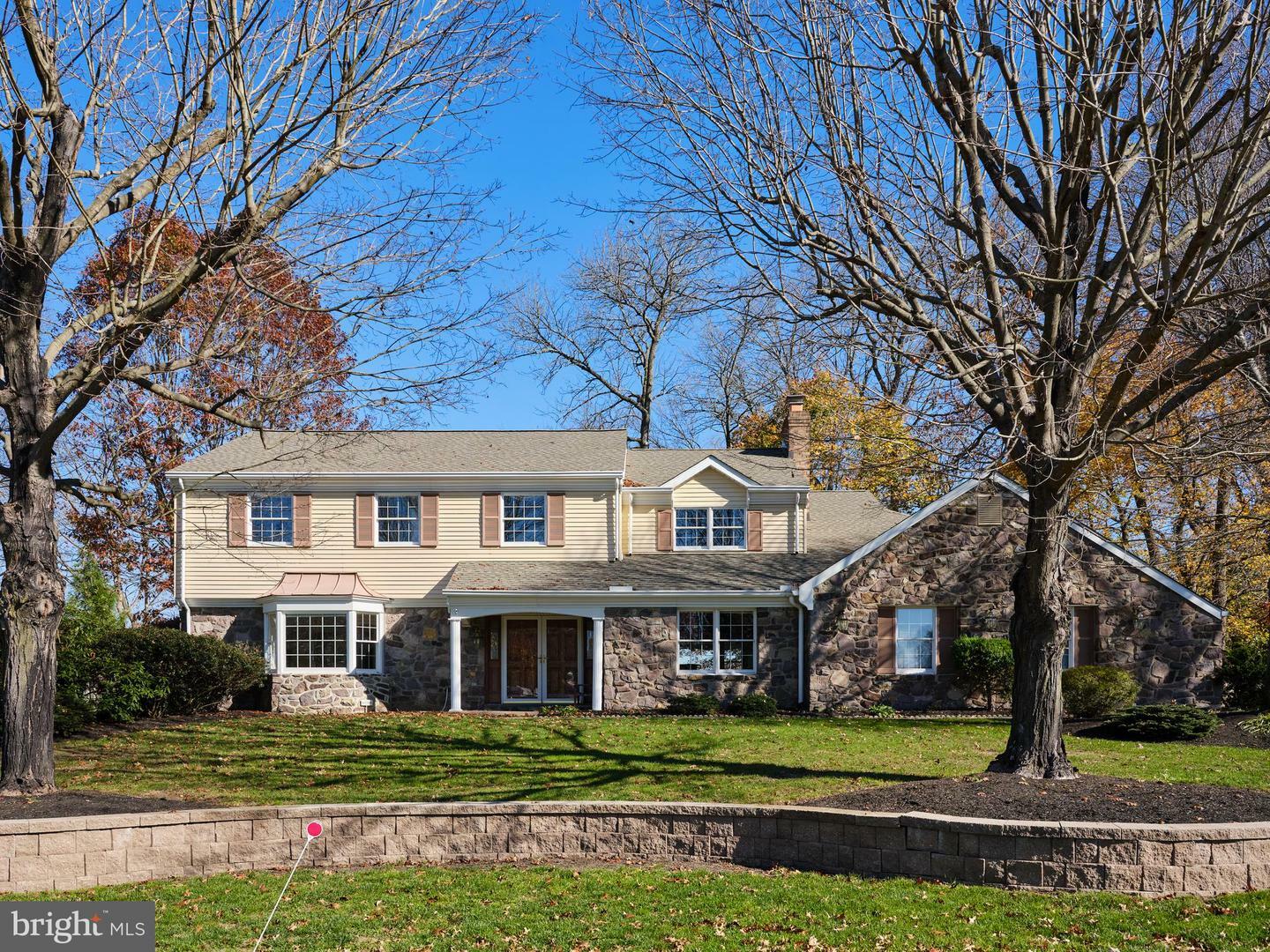 Property Photo:  49 Canal Run W  PA 18977 