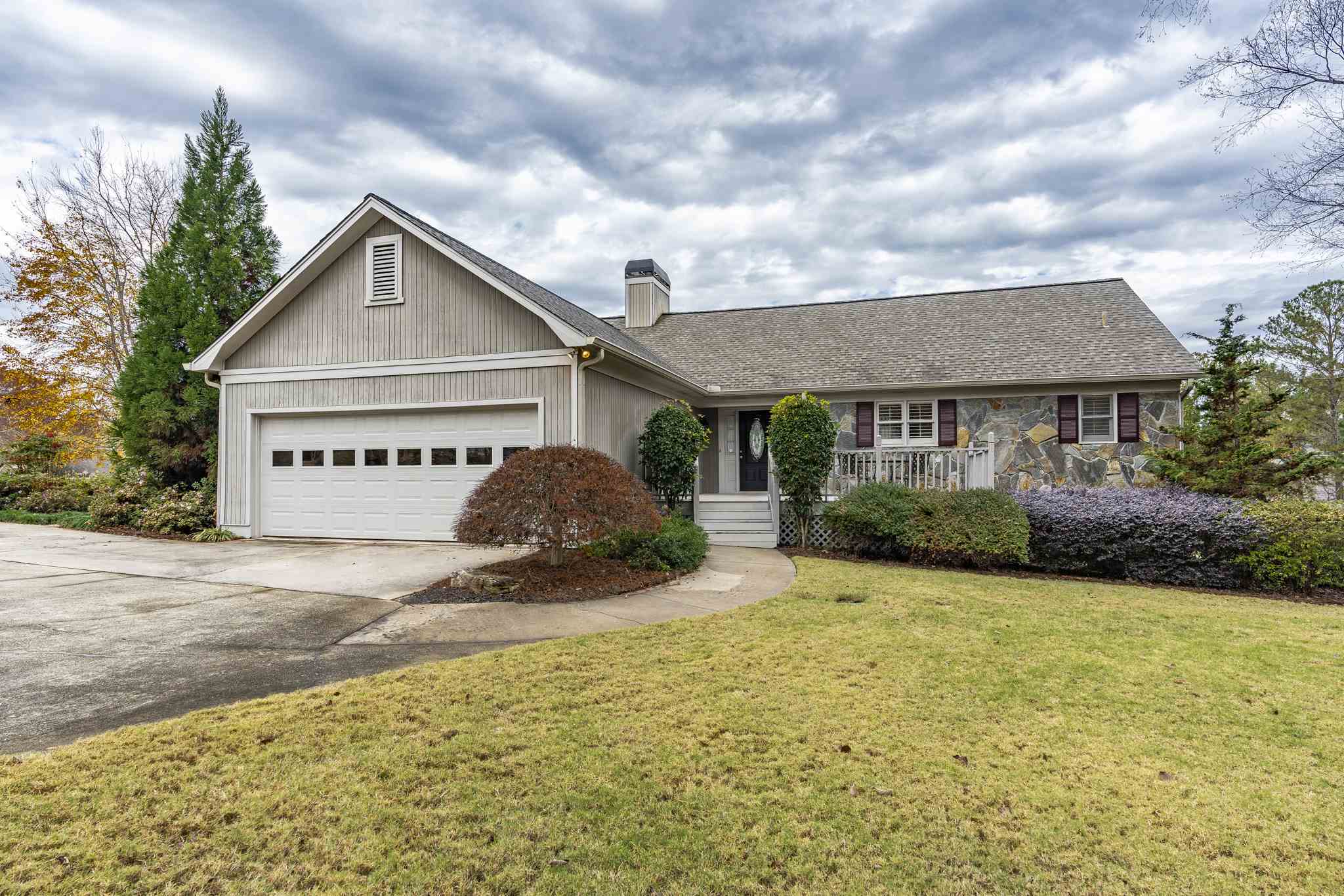 Property Photo: 1171 Golf View Lane GA 30642