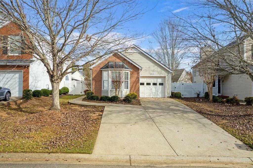 Property Photo:  3721 Avensong Village Circle  GA 30004 