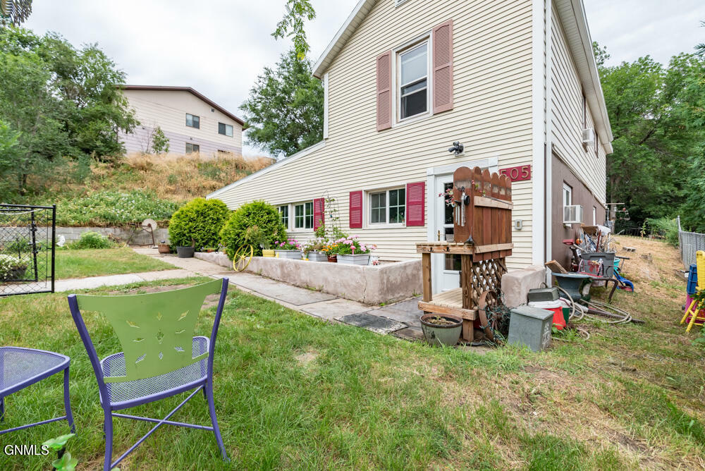 Property Photo:  505 10th Street S  ND 58504 