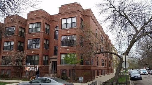 Property Photo: 4703 N Albany Avenue 2 IL 60625
