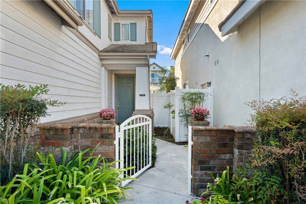 Property Photo:  217 S Mandarin Drive  CA 92821 