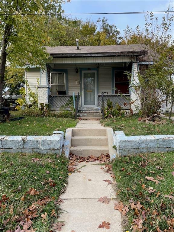 Property Photo: 122 W Drummond Street OK 74801