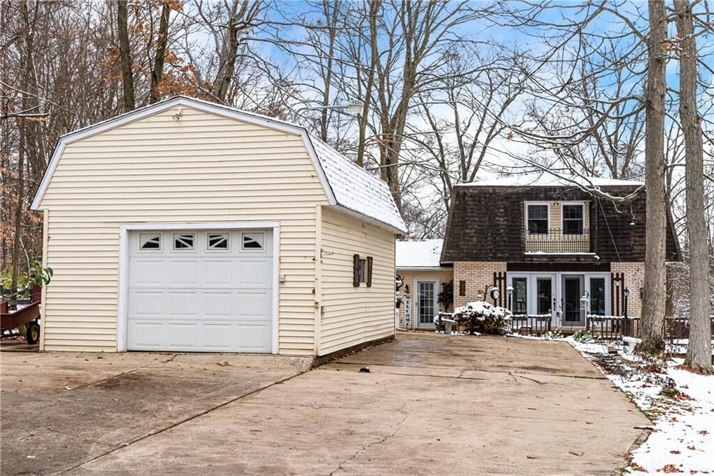 Property Photo:  8517 Gratis Jacksonburg Road  OH 45311 