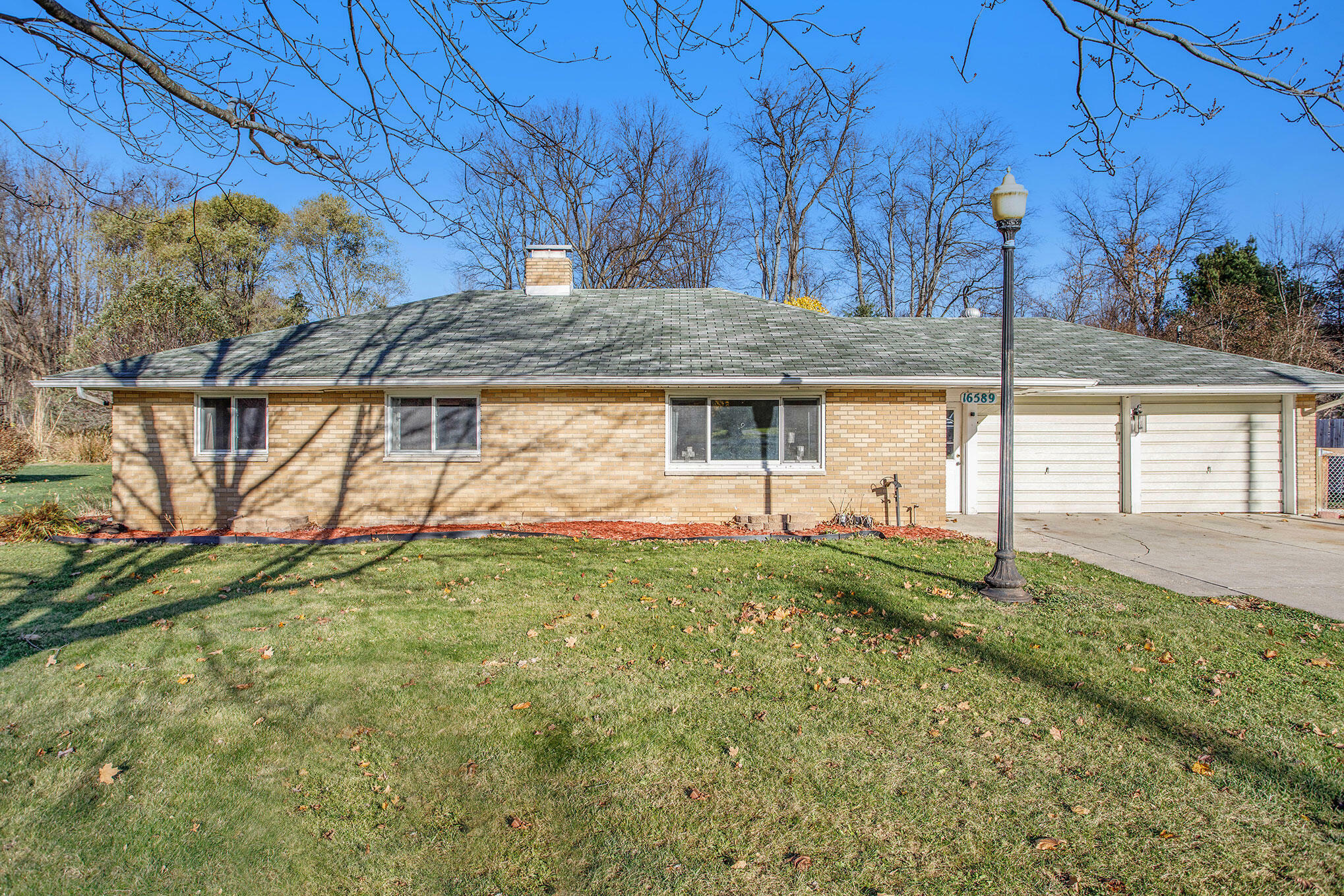 Property Photo:  16589 E E Augusta Drive Drive  MI 49012 