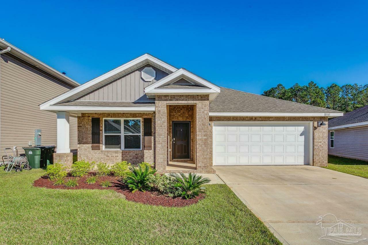 Property Photo: 10545 Queens Gate Cir FL 32506