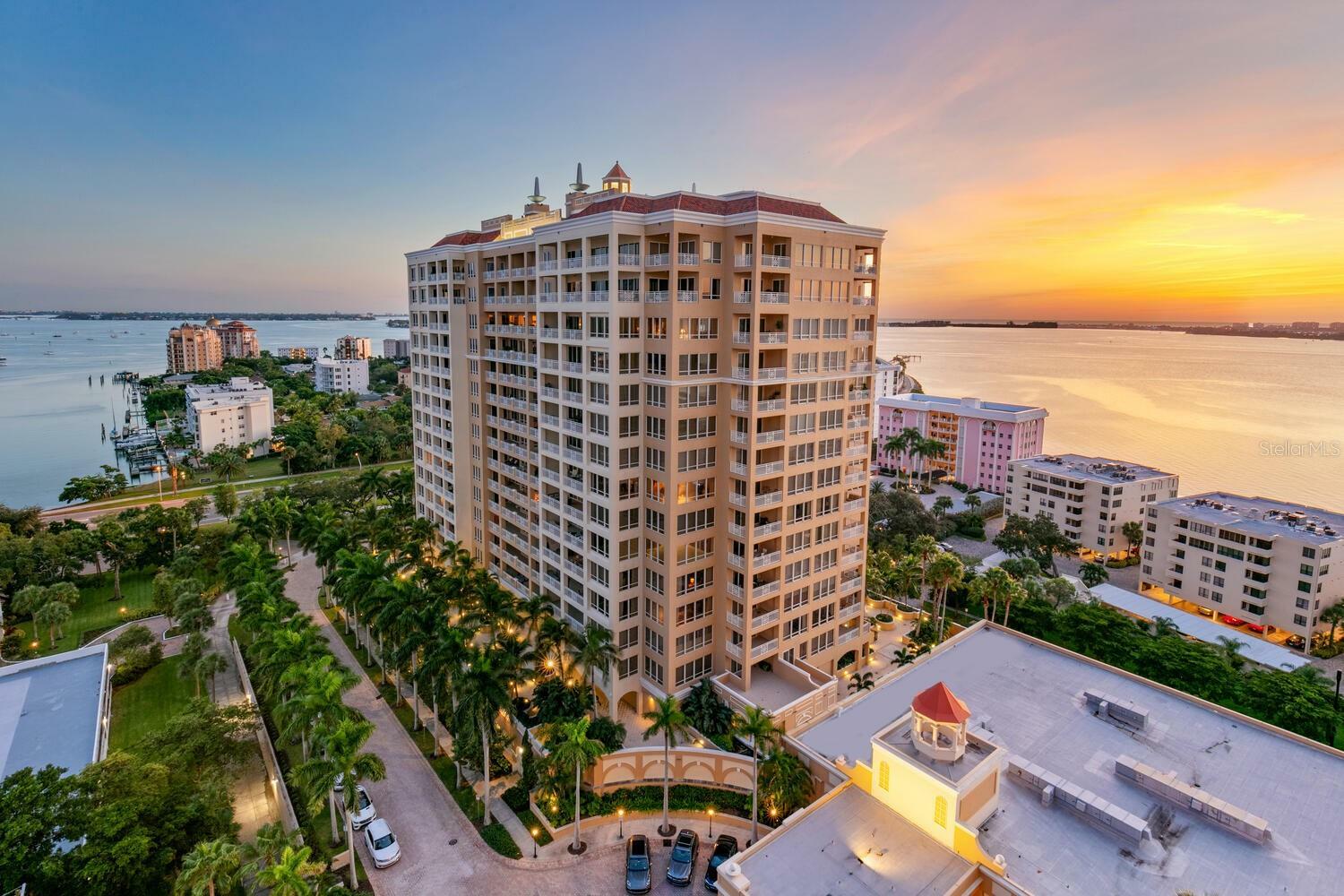 35 Watergate Drive 701  Sarasota FL 34236 photo