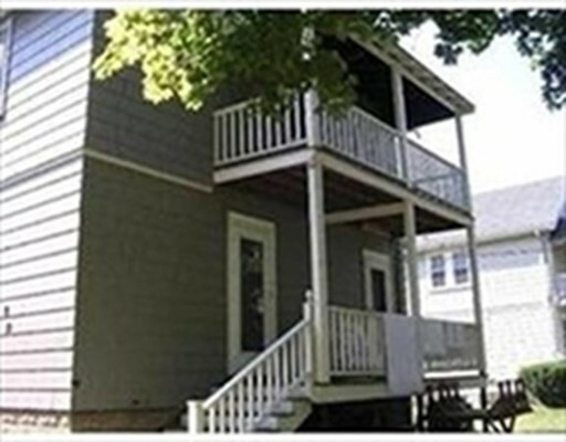 Property Photo: 226 Washington St 1A MA 01890