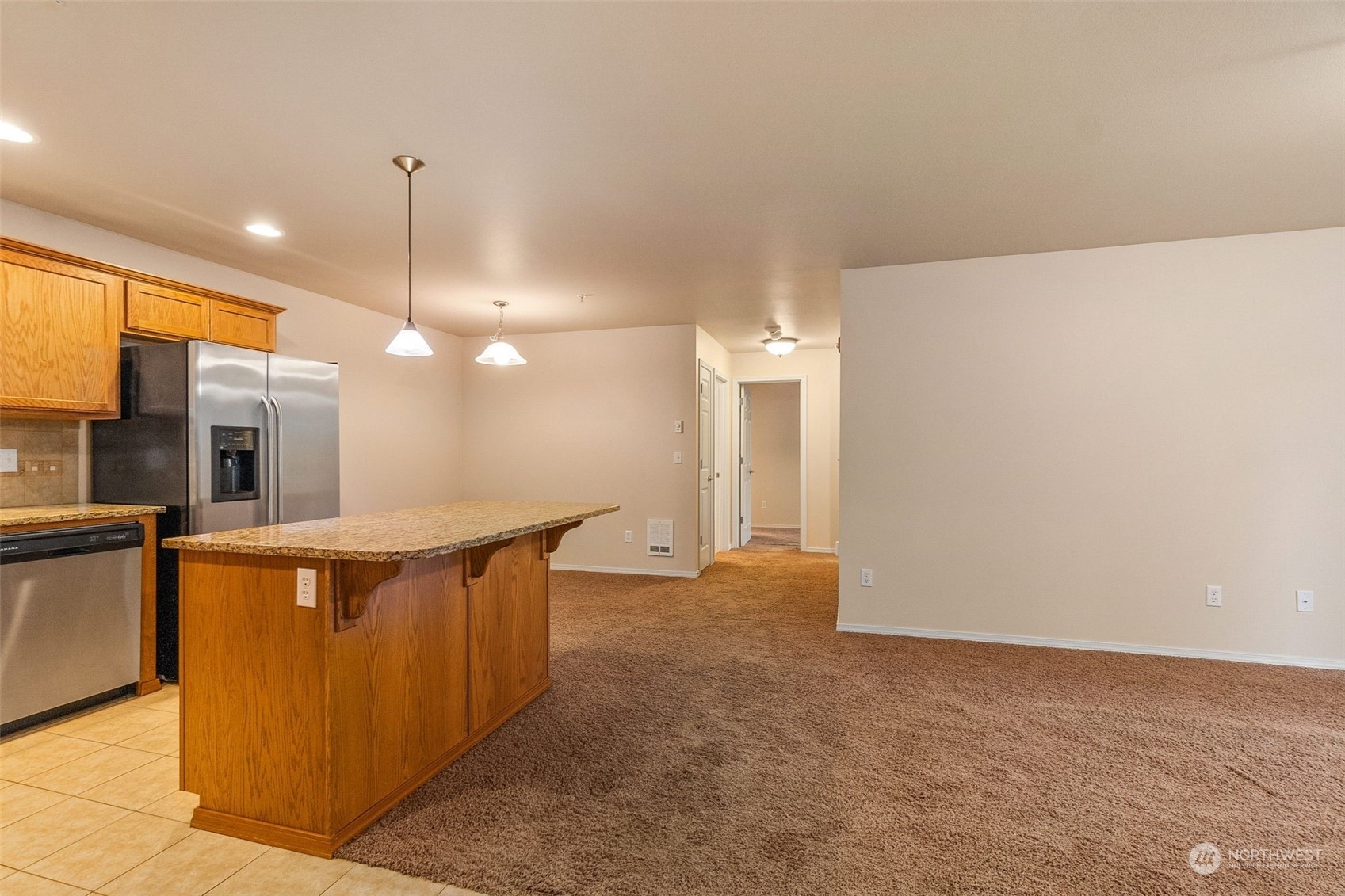 Property Photo:  1411 Evergreen Park Drive SW 204  WA 98502 